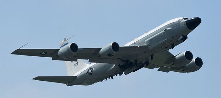 В районе Крыма обнаружен разведсамолет RC-135 ВВС Великобритании