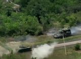 Опубликовано видео дуэли российского БТР-82А с десантом и Bradley ВСУ
