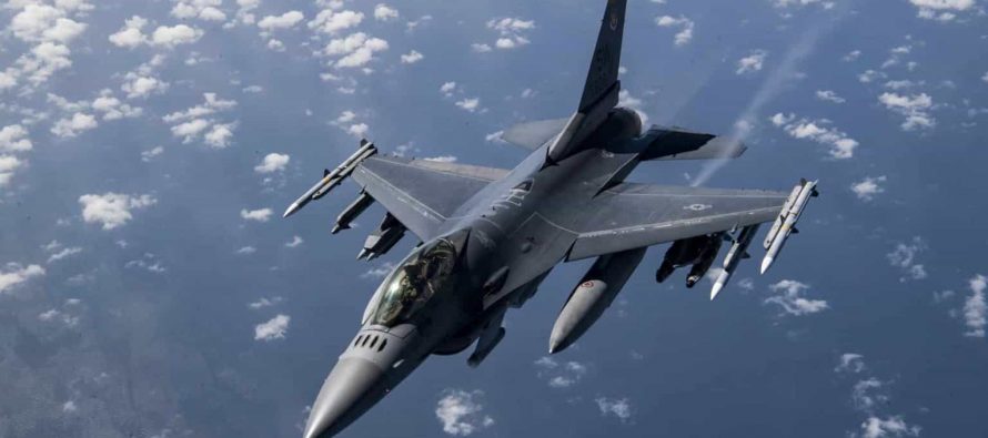Эксперт Дандыкин усомнился в том, что на вооружении ВСУ появились истребители F-16