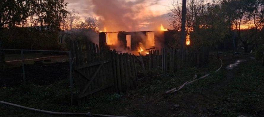 В Захаровском районе Рязанской области сгорел жилой дом