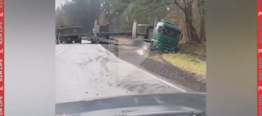 В Клепиковском районе из-за ДТП с фурой перекрыта трасса