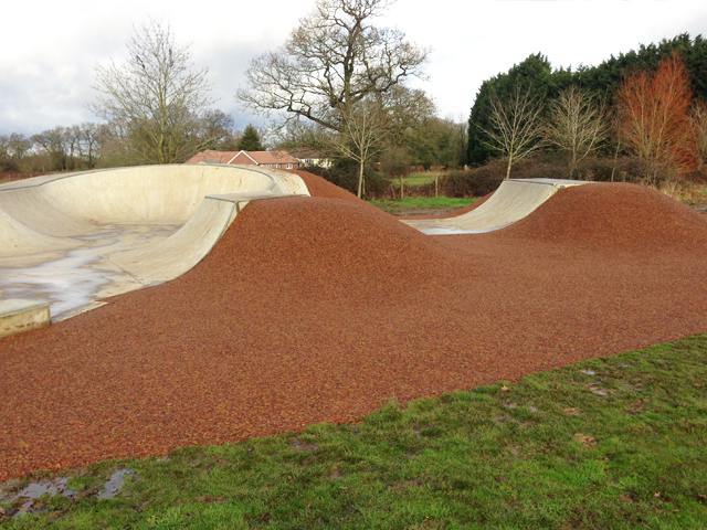 Зачем нужно качественное покрытие для спортивной площадки