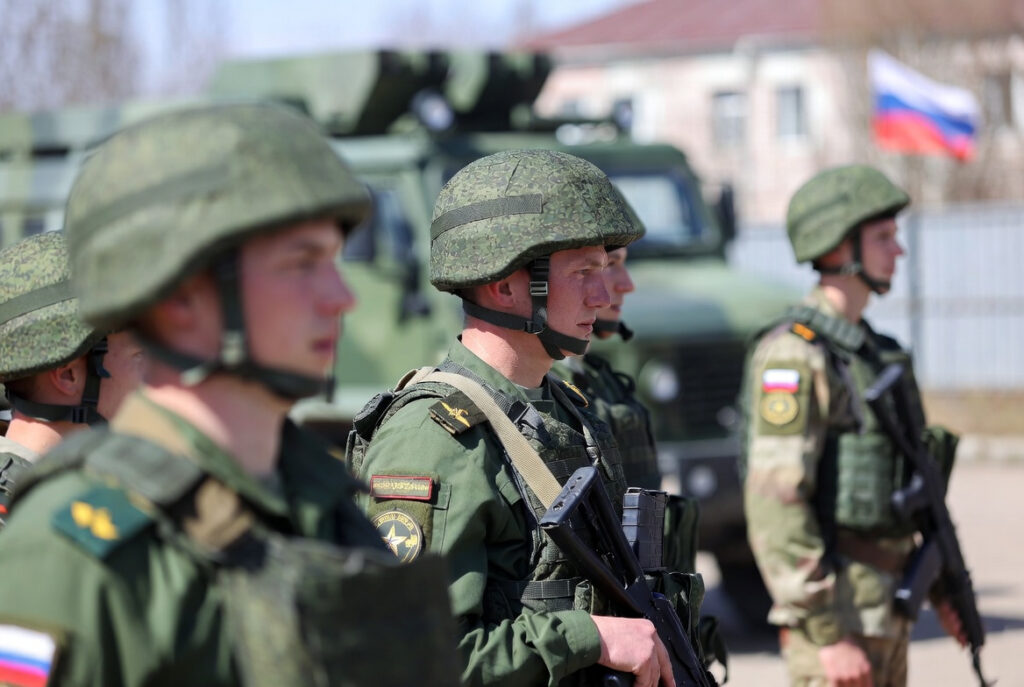 Во сколько лет ставят на воинский учет: правила и сроки для подростков