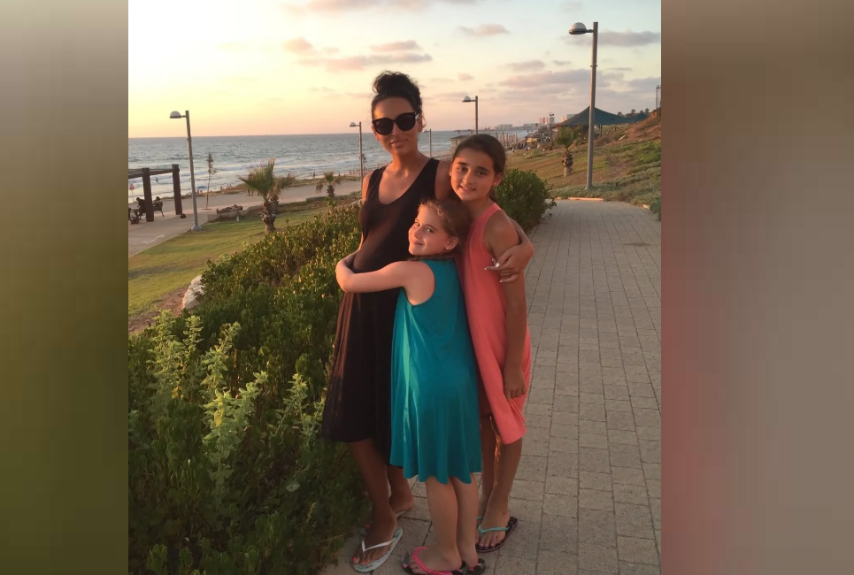 «Мой 2016-й»: Алсу вспомнила рождение сына и показала семейные фото