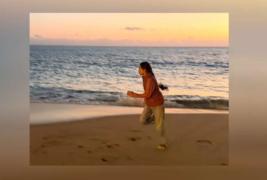 Виктория Исакова сняла трогательные кадры путешествия с дочерью