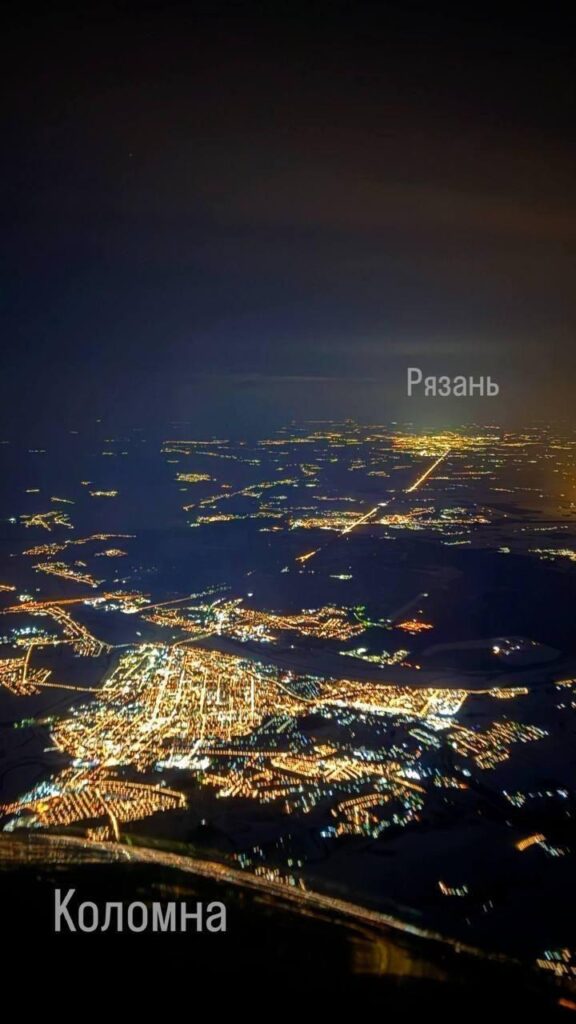 Пилот снял ночную Рязань с высоты во время перелета