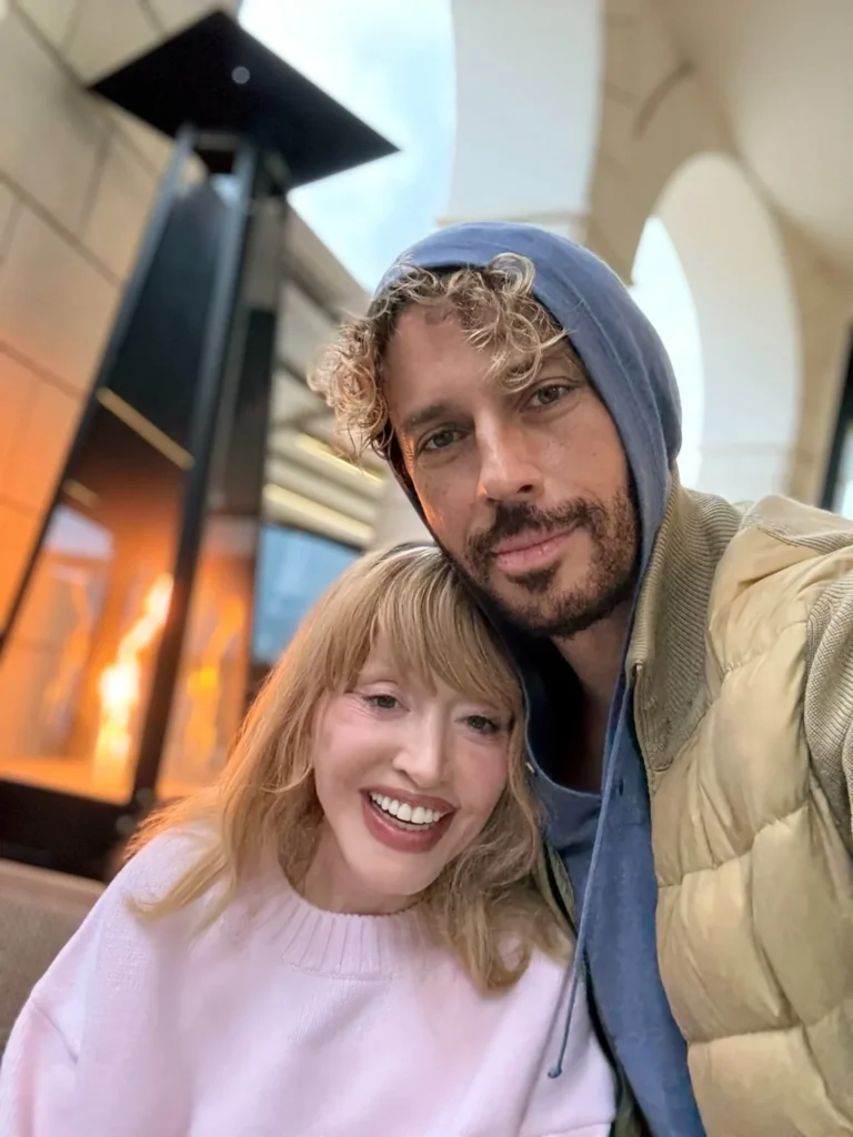 «Неузнаваемая»: Алла Пугачева снялась в ресторане с Налкиным и вызвала споры в Сети