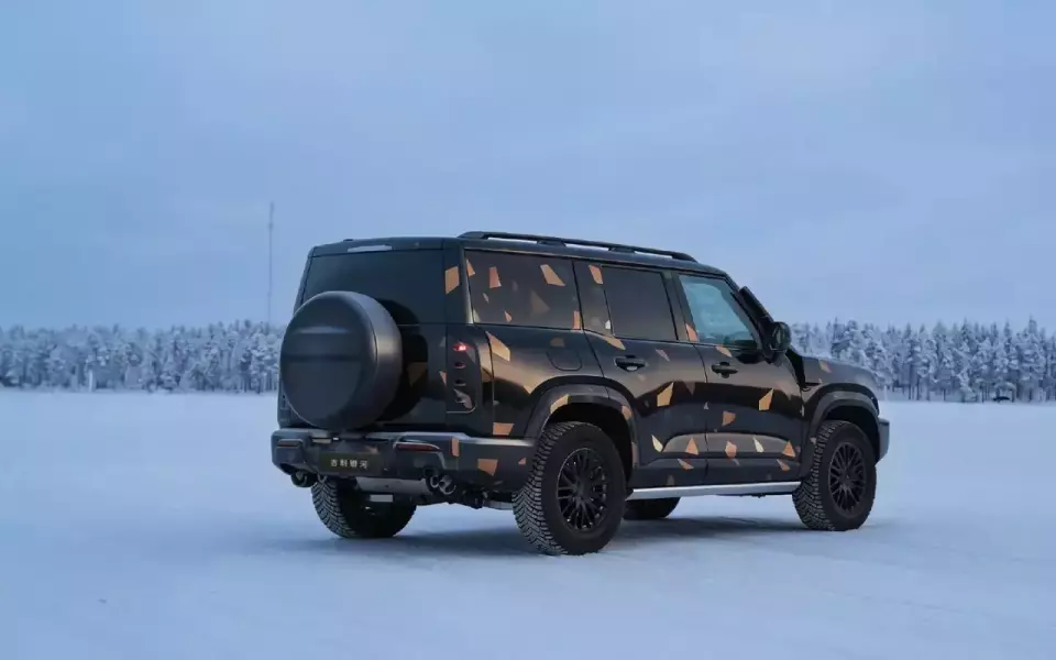 Прошла презентация Geely Galaxy Cruiser: внедорожник сняли на фото