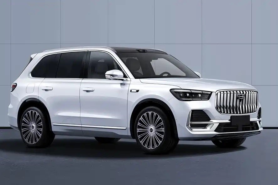 Новый Geely Monjaro Plus сняли без маскировки перед дебютом модели