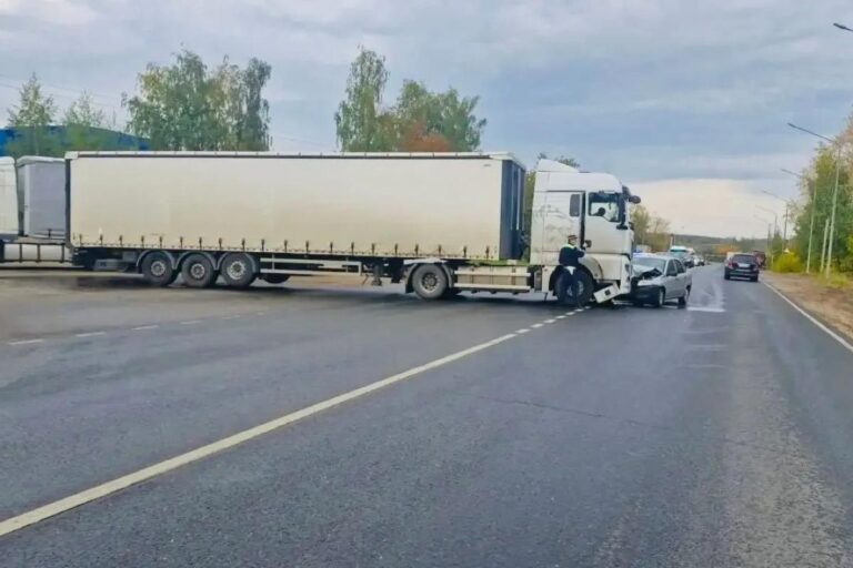 Индивидуалки Взрослые Женщины В Нижнем
